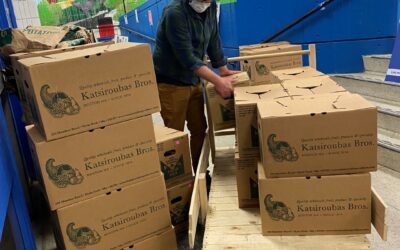 Food insecurity has been a major indirect impact of this global pandemic. During these uncertain times, it is more important than ever we come together as a community and help our neighbors. When we heard late last week that some perishable food boxes needed to find families who needed them, we pulled together and facilitated the distribution of the food to 112 families at the Eliot Family Resource Center. LEVIA would like to give a special thanks to Keith from Eliot Family Resource Center for opening the doors after hours. As well as a special thanks to the great people from American Legion Post 34 who helped deliver and hand out close to 2,000 boxes of food over the past week. Food insecurity is not going away with the vaccine, please join us in our efforts to address food insecurity in our communities. If you are interested in supporting your local family resource center, we included a link in our bio that shares over 30 resource centers across the state of Massachusetts: https://www.frcma.org/locations #leviabrands