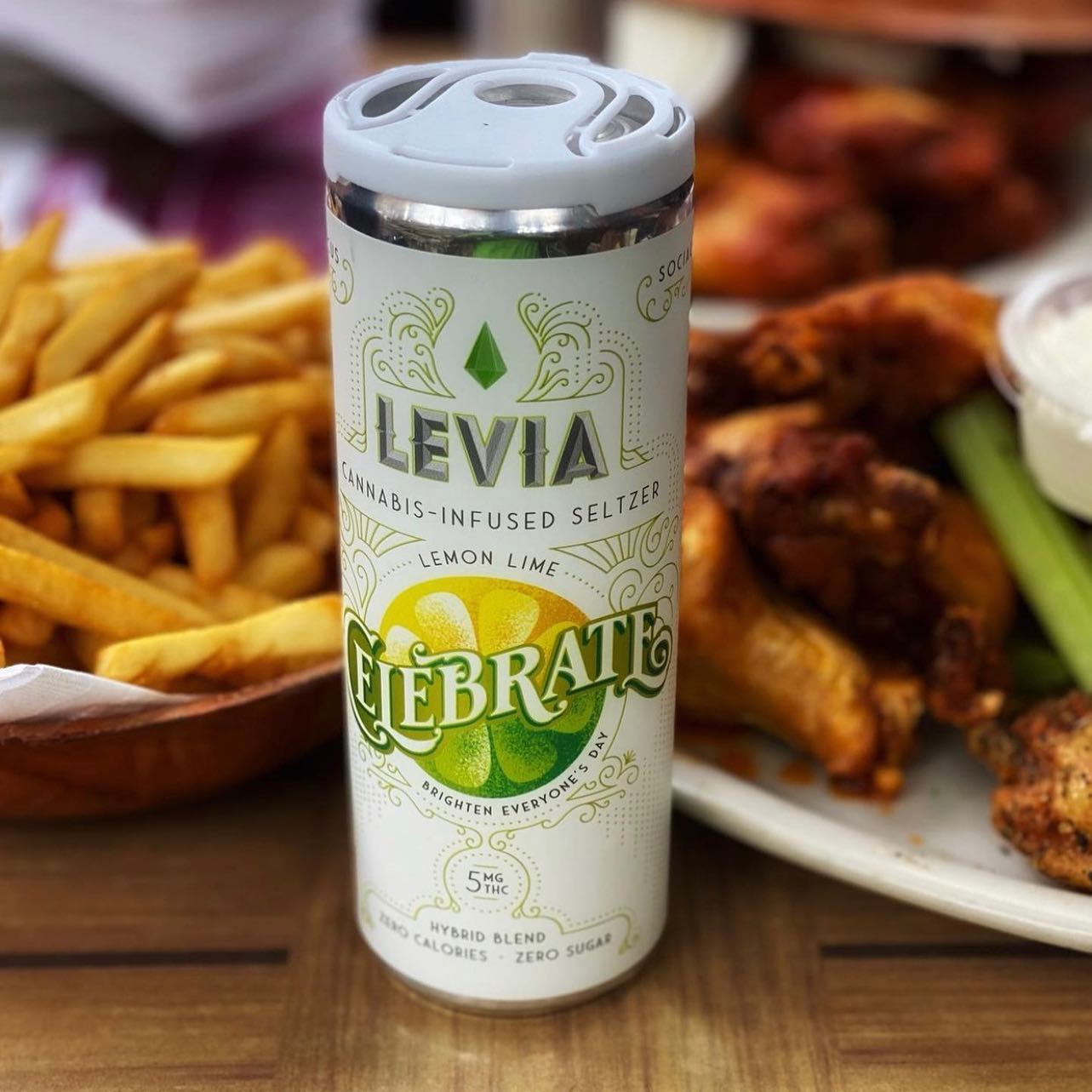 Who else is ready for the weekend? Looking forward to cracking a LEVIA to celebrate.
: @kevykevveats