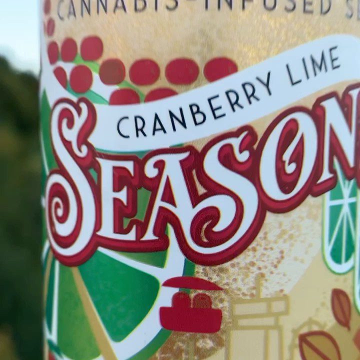 2485159793867697898279242282402725694295992n1 | LEVIA Taking in the last days of October in MA