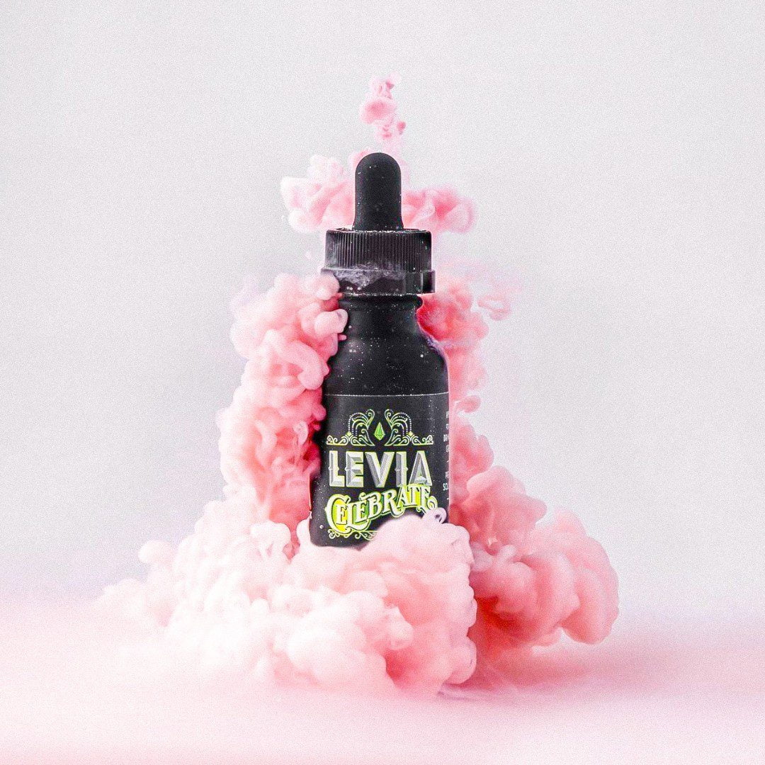 Elevate your gatherings and social adventures with LEVIA Celebrate Water Soluble Tincture. Mix to Make Memories 🧚‍♀️
: @craigcapellophotography