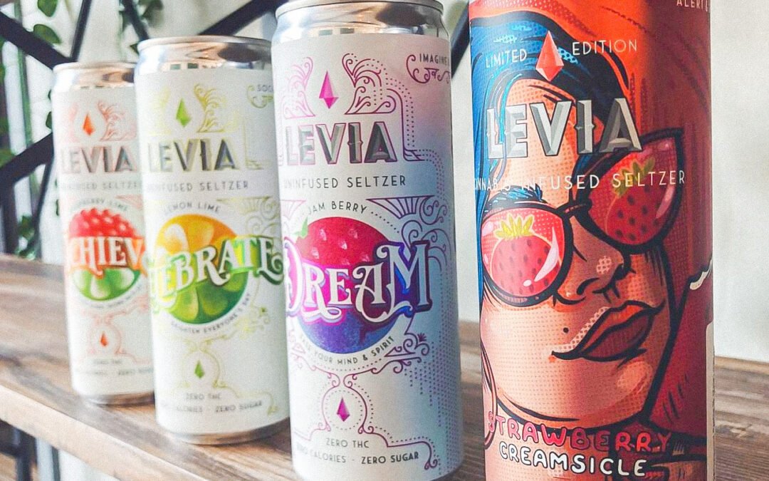 Get a taste of our limited edition Strawberry Creamsicle before it’s gone! #seasonal : @greenngomass