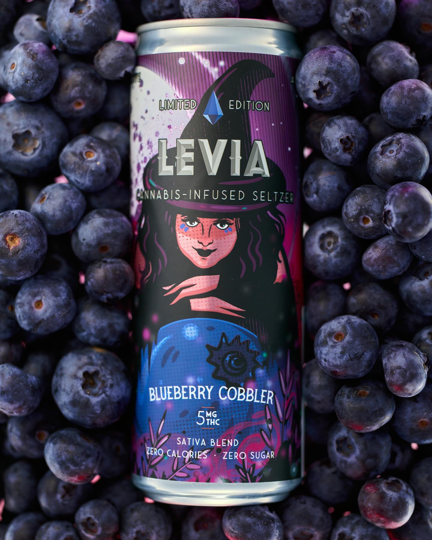Spooky season starts now 🧙‍♀️  Blueberry Cobbler is now available at all @ayr_mass stores! Find it at the rest of your favorites stores starting this week 🫐
: @craigcapellophotography