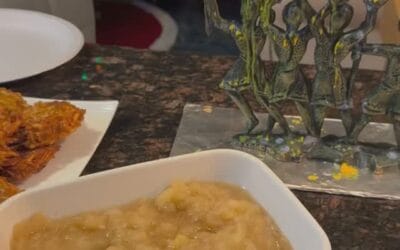 Chag Sameach 🕯️🕯️🕯️🕯️🕯️🕯️ #DREAMwithus #spreadtheLEVIA #leviabrands #kosher #koshercertified #kosherbrands